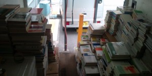 古紙会社からの古本仕入れ